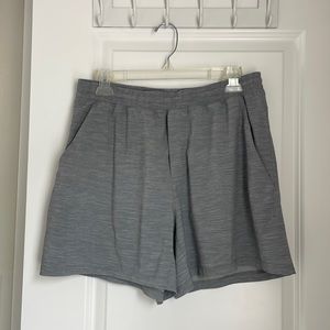 Lululemon Heathered Grey Pace Breaker Linerless 5” Inseam